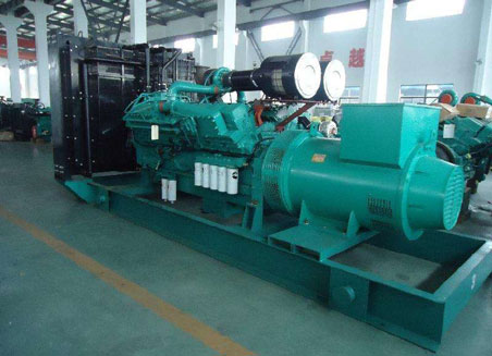 蒸湘800kw康明斯柴油发电机组图片 蒸湘800kw康明斯柴油发电机组图片